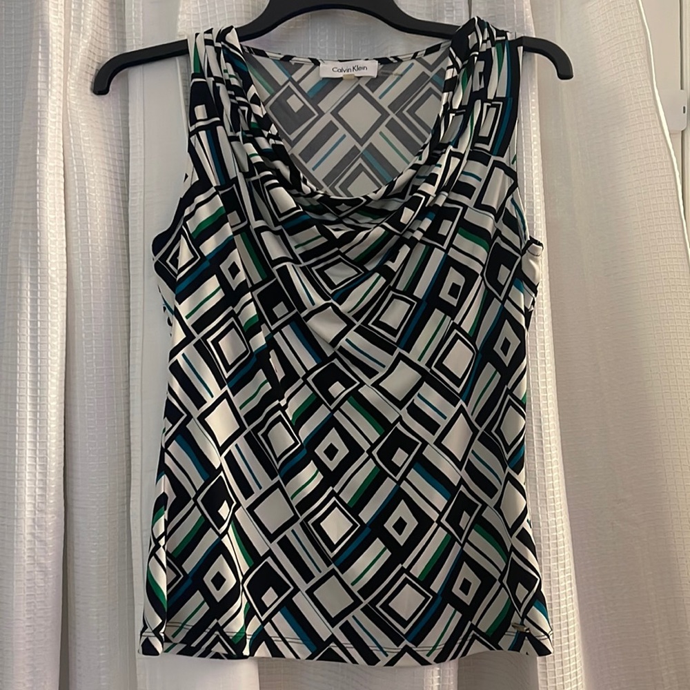 Calvin Klein, Petite Medium, Sleeves, Draped Collar, Patterned Shirt.